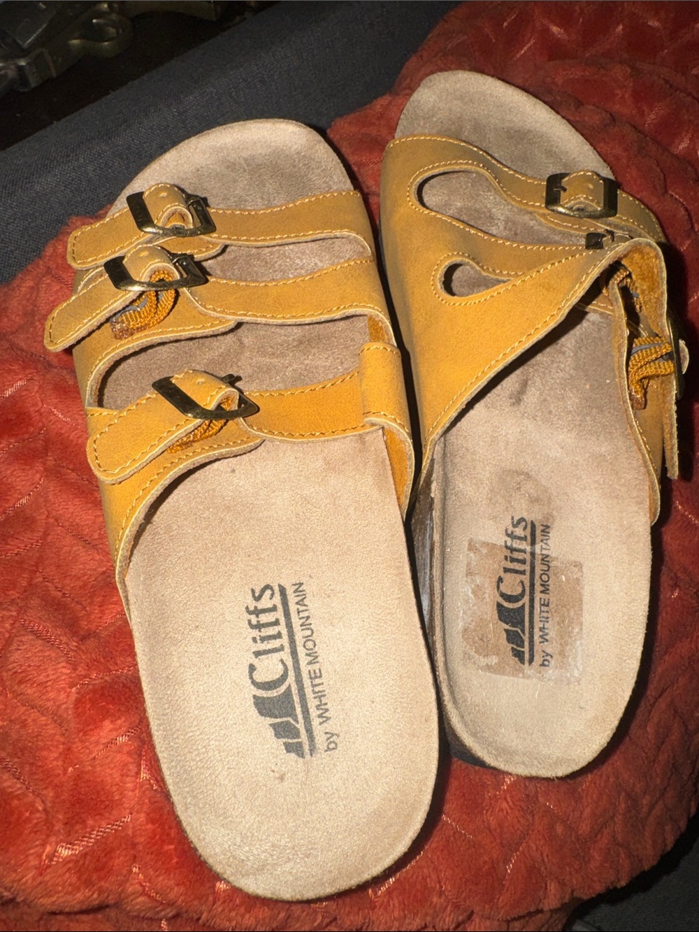 NWOT Cliffs by White Mountain Mustard Yellow Triple Strap Cork Sandals Sz 7.5M